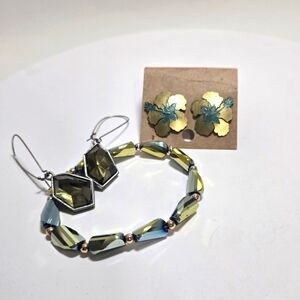 Leighton Earring Set Goldtone Metallic Matching Acrylic Stretch Green Dangle